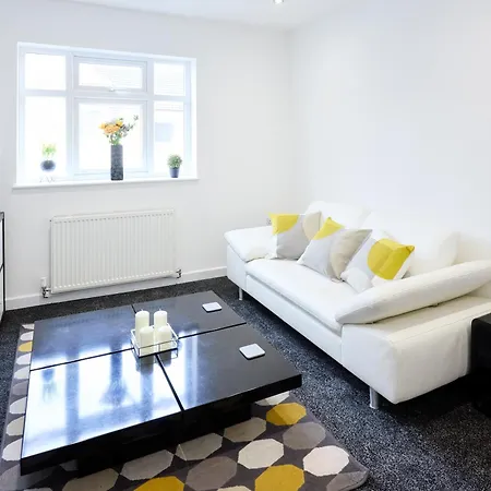 A Modern & Welcoming Apartment